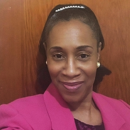 Image of Stephanie Burkes 